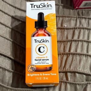 Skin Vitamin C Facial Serum — Brightening Orange & White Formula